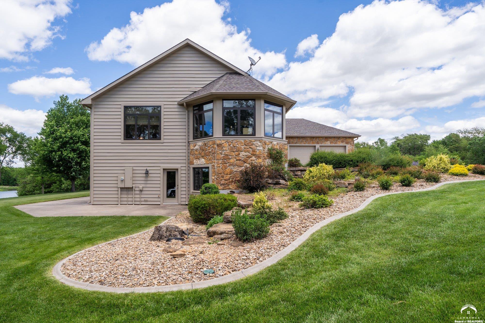 1672 North 1 Road Baldwin City, KS 66006 - Photo 61 of 97