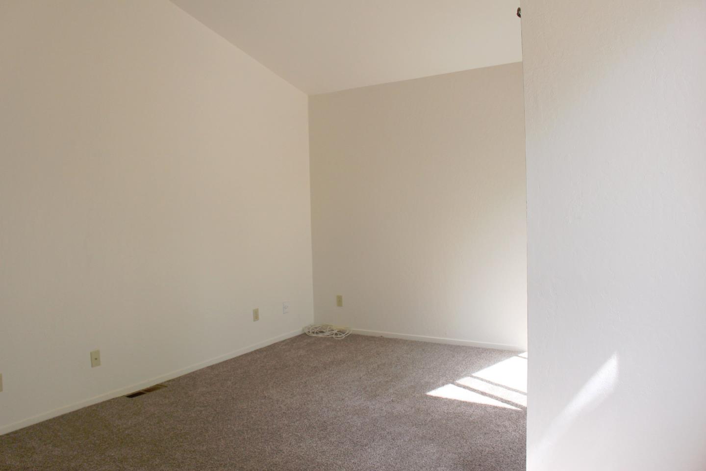 6117 Abbey Road Aptos, CA 95003 - Photo 8 of 15 Gallery Image 8