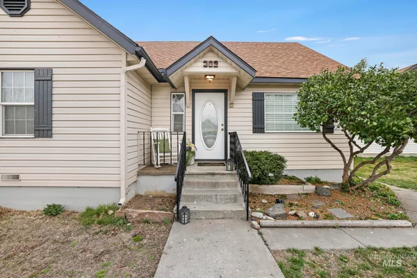 $315,000 | 302 Nevada Street, Gooding, ID 83330