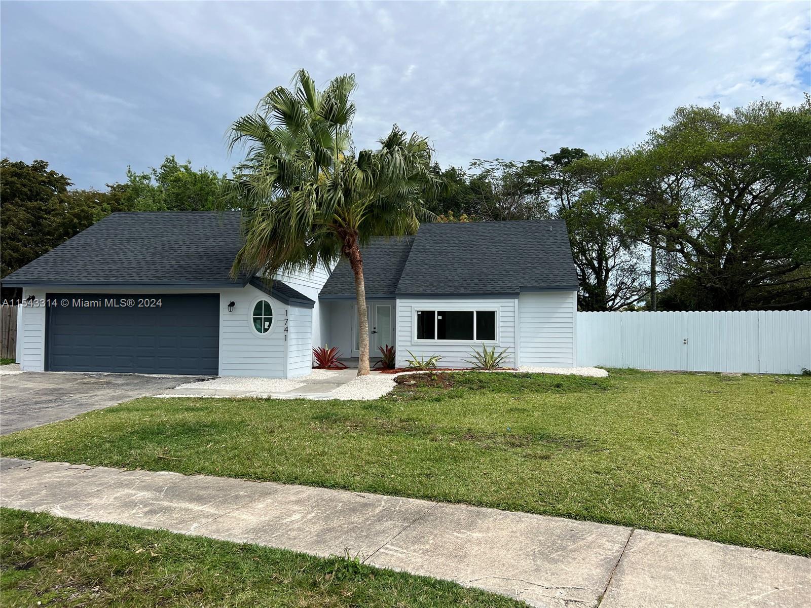 1741 North Goldeneye Ln  