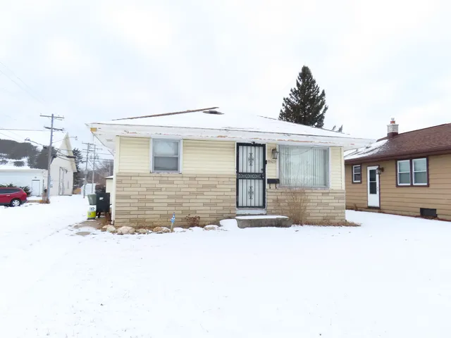 $159,900 | 5625 North 92nd Street, Milwaukee, WI 53225