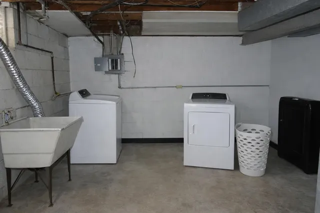 $159,900 | 5625 North 92nd Street, Milwaukee, WI 53225