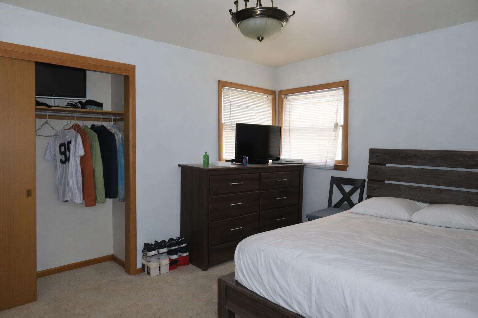 5625 North 92nd Street Milwaukee, WI 53225 - Photo 7 of 11 FC377A1A-ECB0-4276-9643-ABF0CBC15048