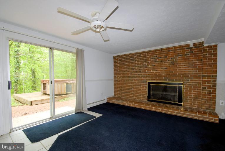 13709 Gilbert Road Woodbridge, VA 22193 - Photo 21 of 27 Interior (General)