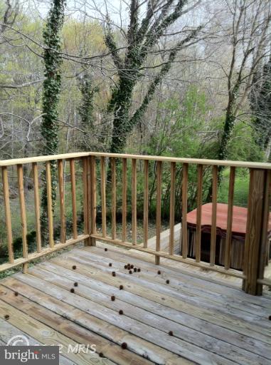 13709 Gilbert Road Woodbridge, VA 22193 - Photo 6 of 27 View