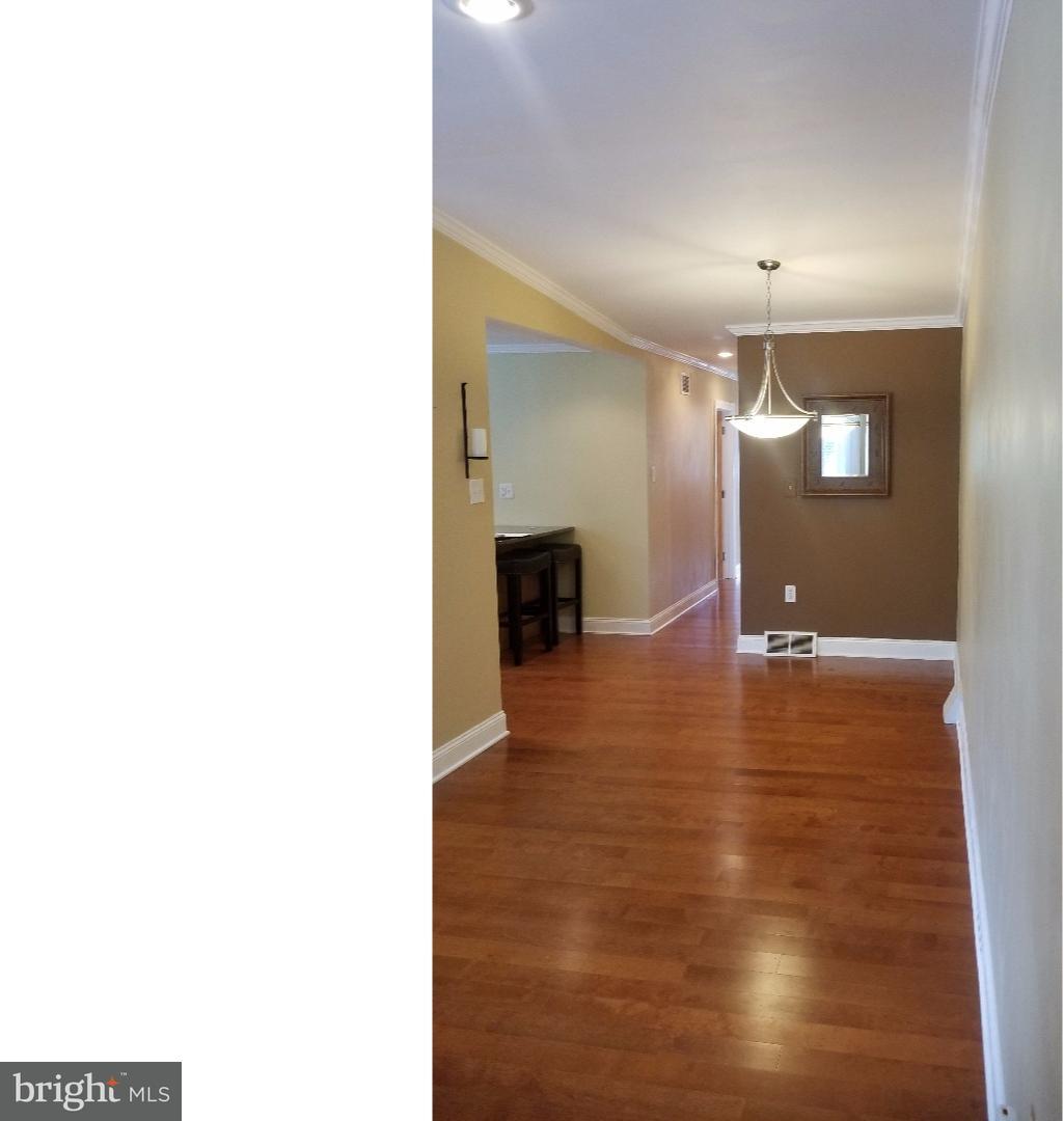706 Hill Road Philadelphia, PA 19128 - Photo 3 of 13 Gallery Image 3