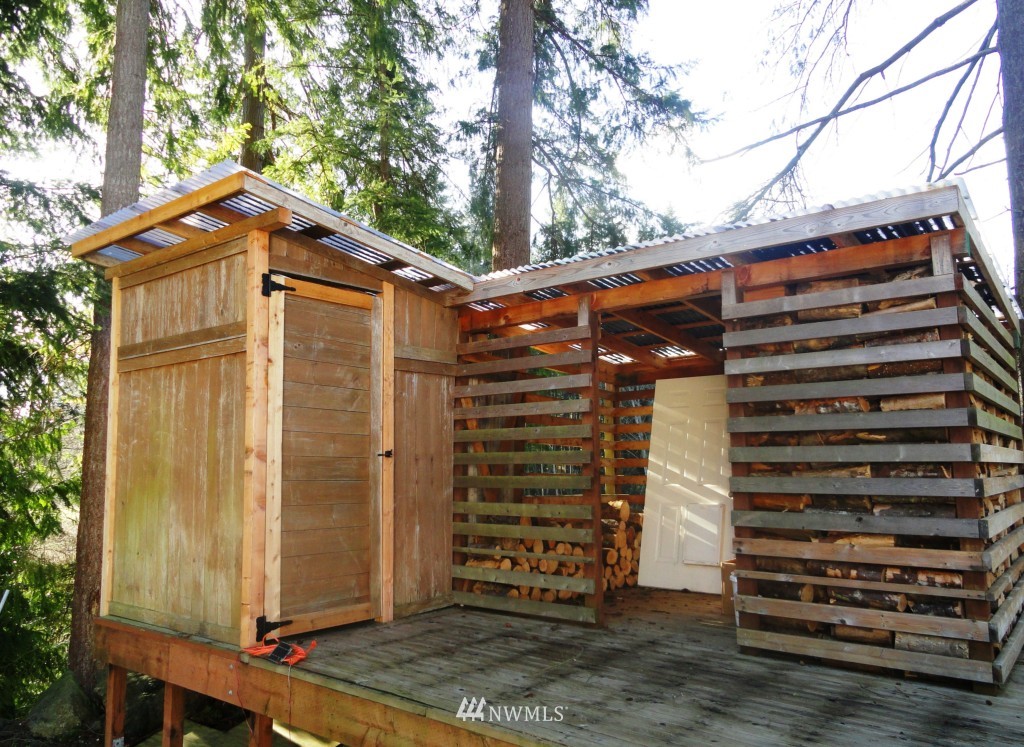 22969 Seatter Road Northeast Kingston, WA 98346 - Photo 12 of 13 Gallery Image 12
