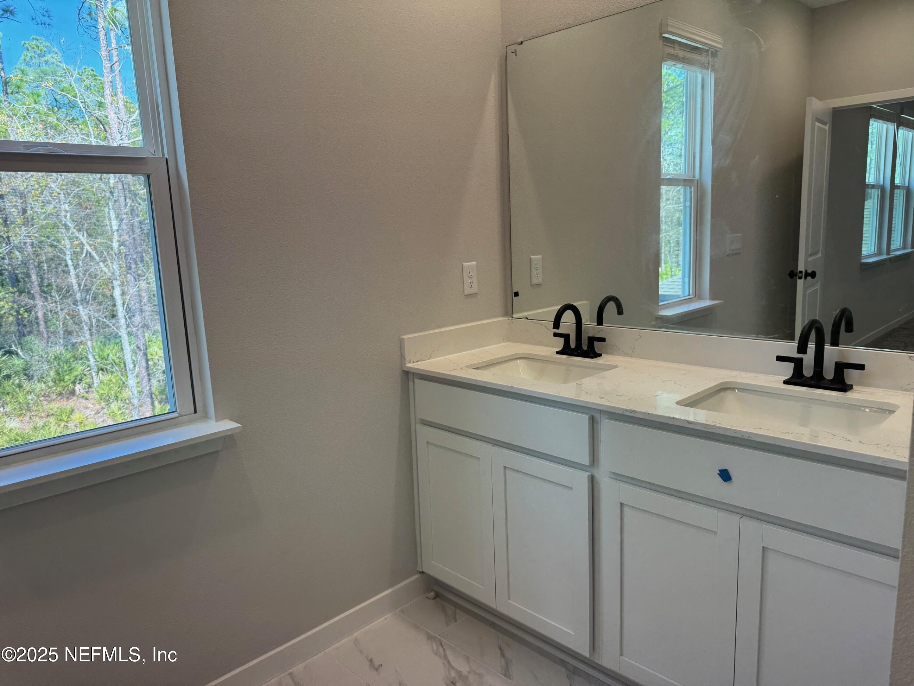96165 Broadmoore Road Fernandina Beach, FL 32034 - Photo 10 of 16 Santa Rosa 9 primary bath