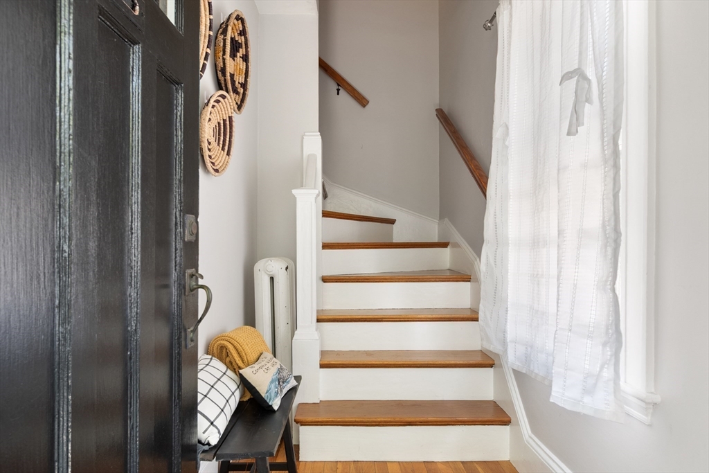 32 Wiley Road, Unit 32 Belmont, MA 02478 - Photo 3 of 17 Gallery Image 3