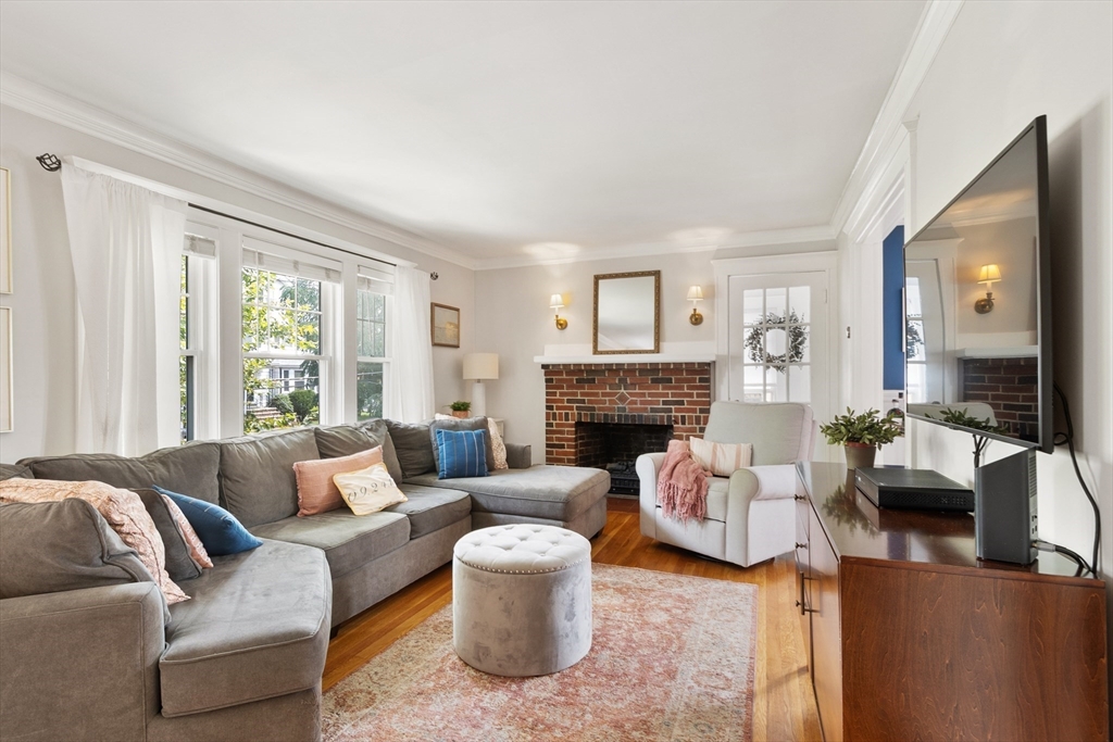 32 Wiley Road, Unit 32 Belmont, MA 02478 - Photo 4 of 17 Gallery Image 4
