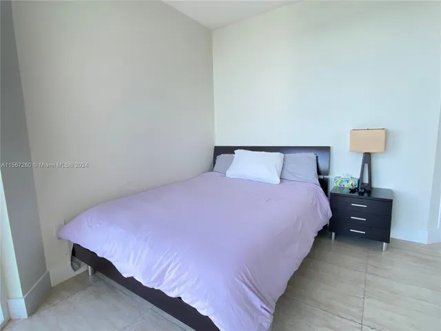 $6,000 | 16699 Collins Avenue, Unit 3009, Sunny Isles Beach, FL 33160