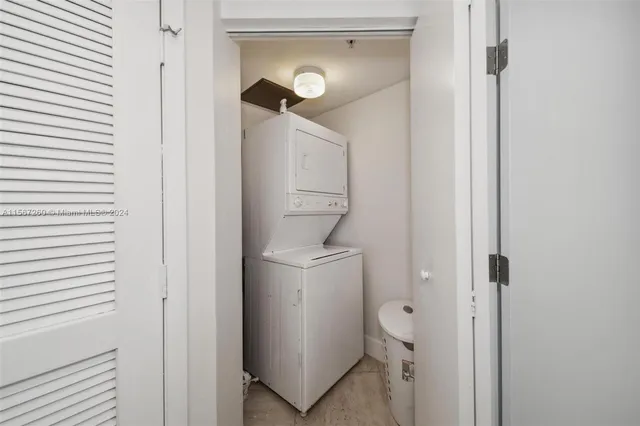 $6,000 | 16699 Collins Avenue, Unit 3009, Sunny Isles Beach, FL 33160