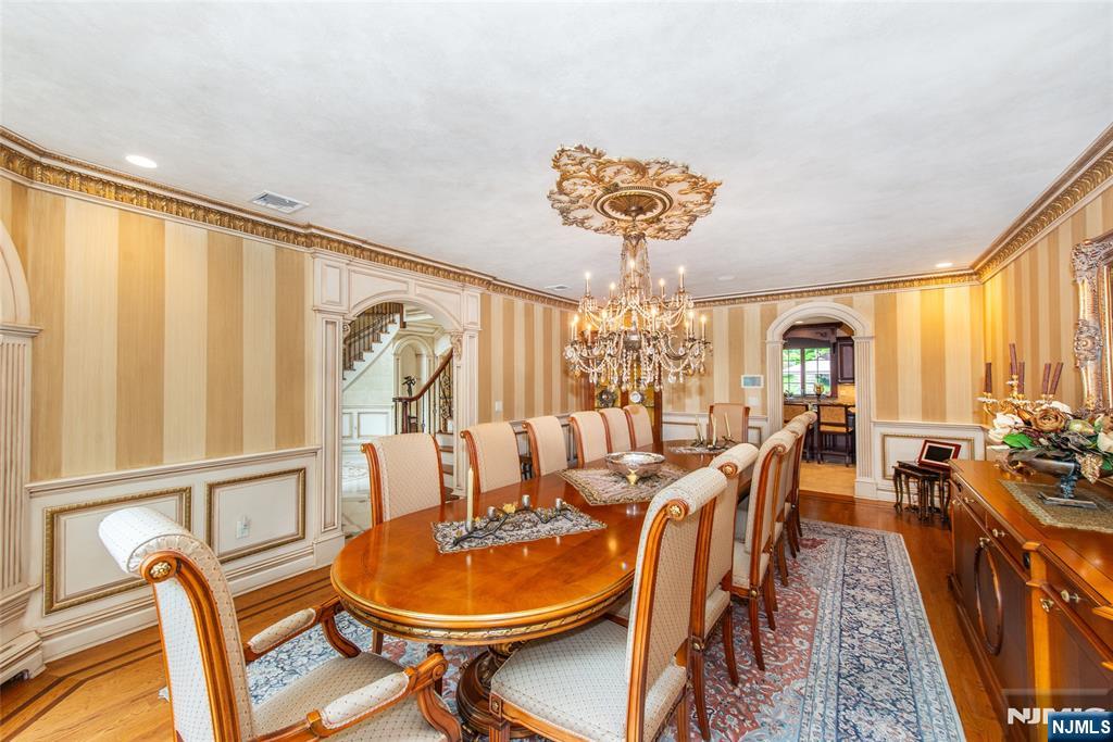 6 Adams Road Saddle River, NJ 07458 - Photo 7 of 38 Gallery Image 7