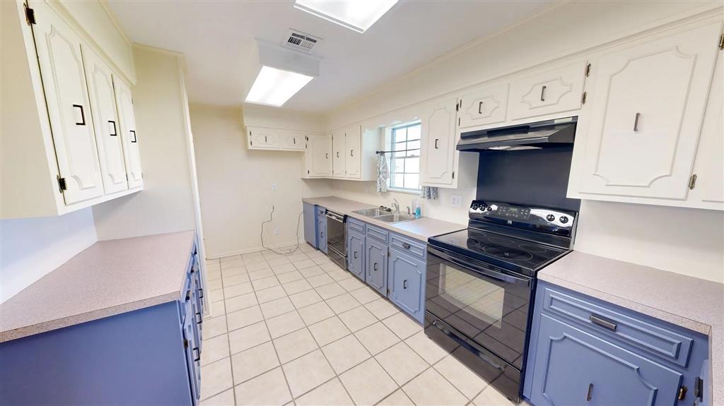 1424 Rue Des Chene Westlake, LA 70669 - Photo 13 of 29