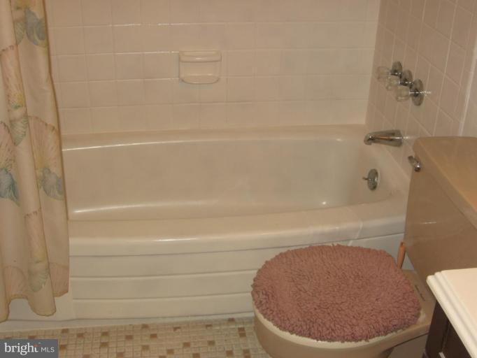 9811 Plowline Road Randallstown, MD 21133 - Photo 11 of 23 Bath #1