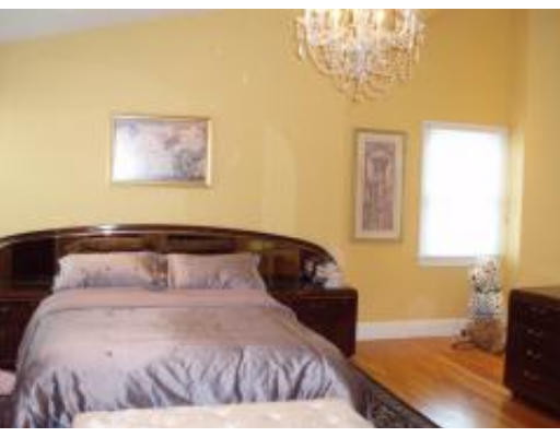 4 A Larkin Road, Unit 1 Brookline, MA 02467 - Photo 11 of 11