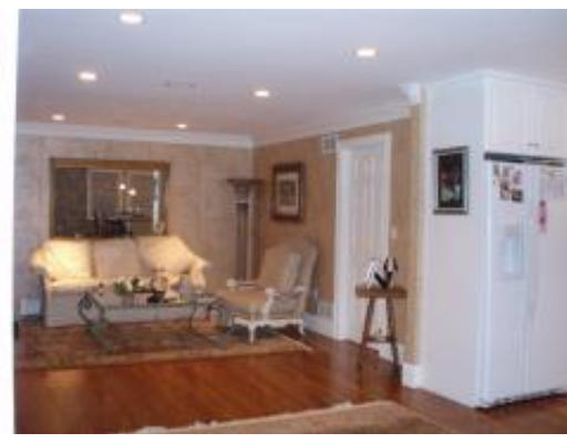 4 A Larkin Road, Unit 1 Brookline, MA 02467 - Photo 5 of 11