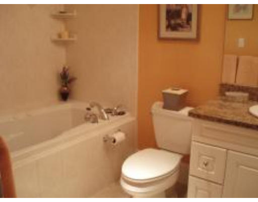 4 A Larkin Road, Unit 1 Brookline, MA 02467 - Photo 8 of 11