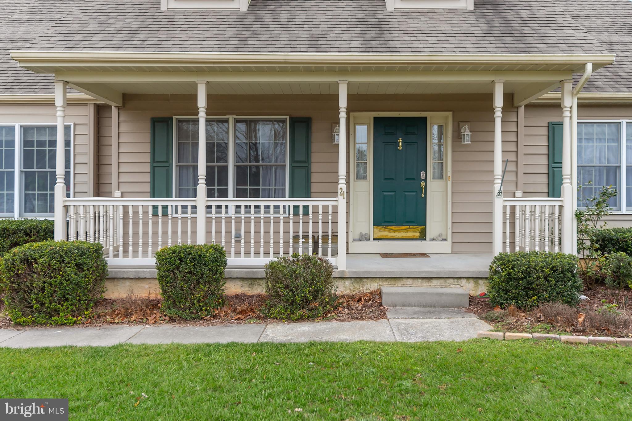 21 Stone Ridge Drive Mickleton, NJ 08056 - Photo 5 of 30 Relaxing Front Covered Porch