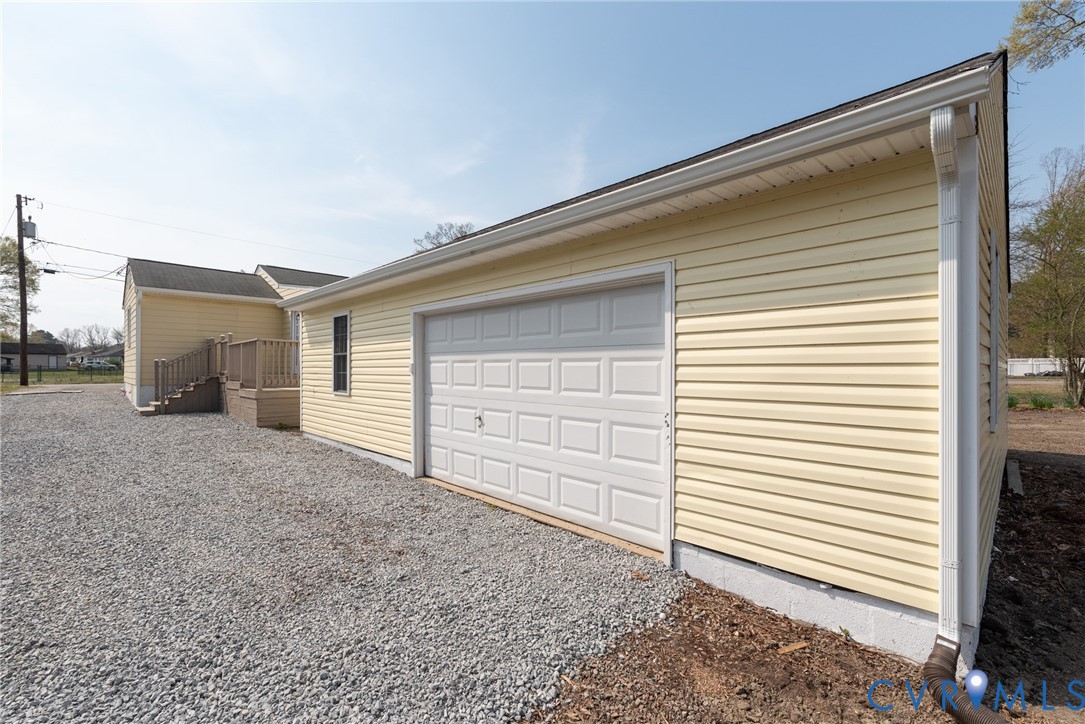 1404 Cameron Avenue Chester, VA 23836 - Photo 37 of 44