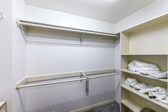 $3,200 | 3525 Sage Road, Unit 1115, Houston, TX 77056