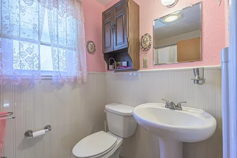 $399,000 | 213 West Wilmont Avenue, Somers Point, NJ 08244