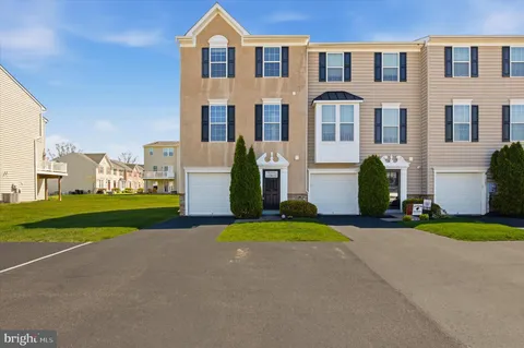 $349,900 | 111 Sandpiper Court, Gilbertsville, PA 19525