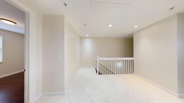 $3,600 | 690 Amador Lane, Unit 3, West Palm Beach, FL 33401