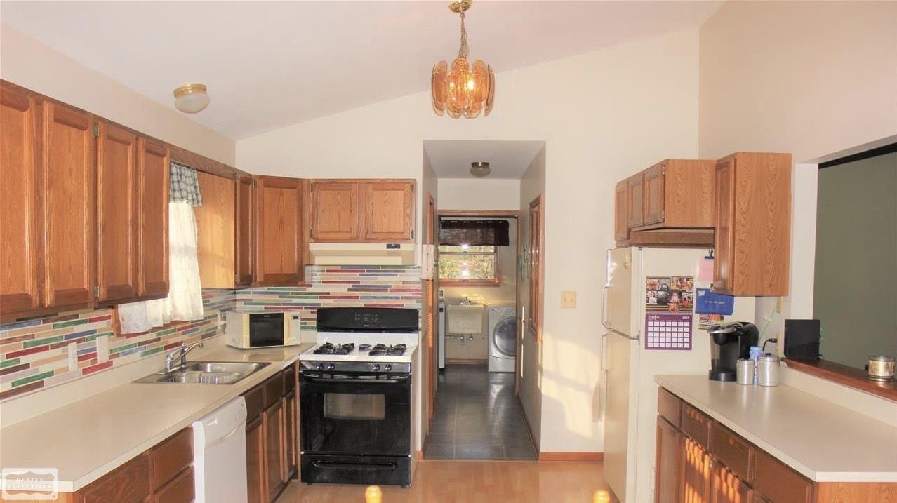 1360 Palms Road Columbus, MI 48063 - Photo 8 of 26