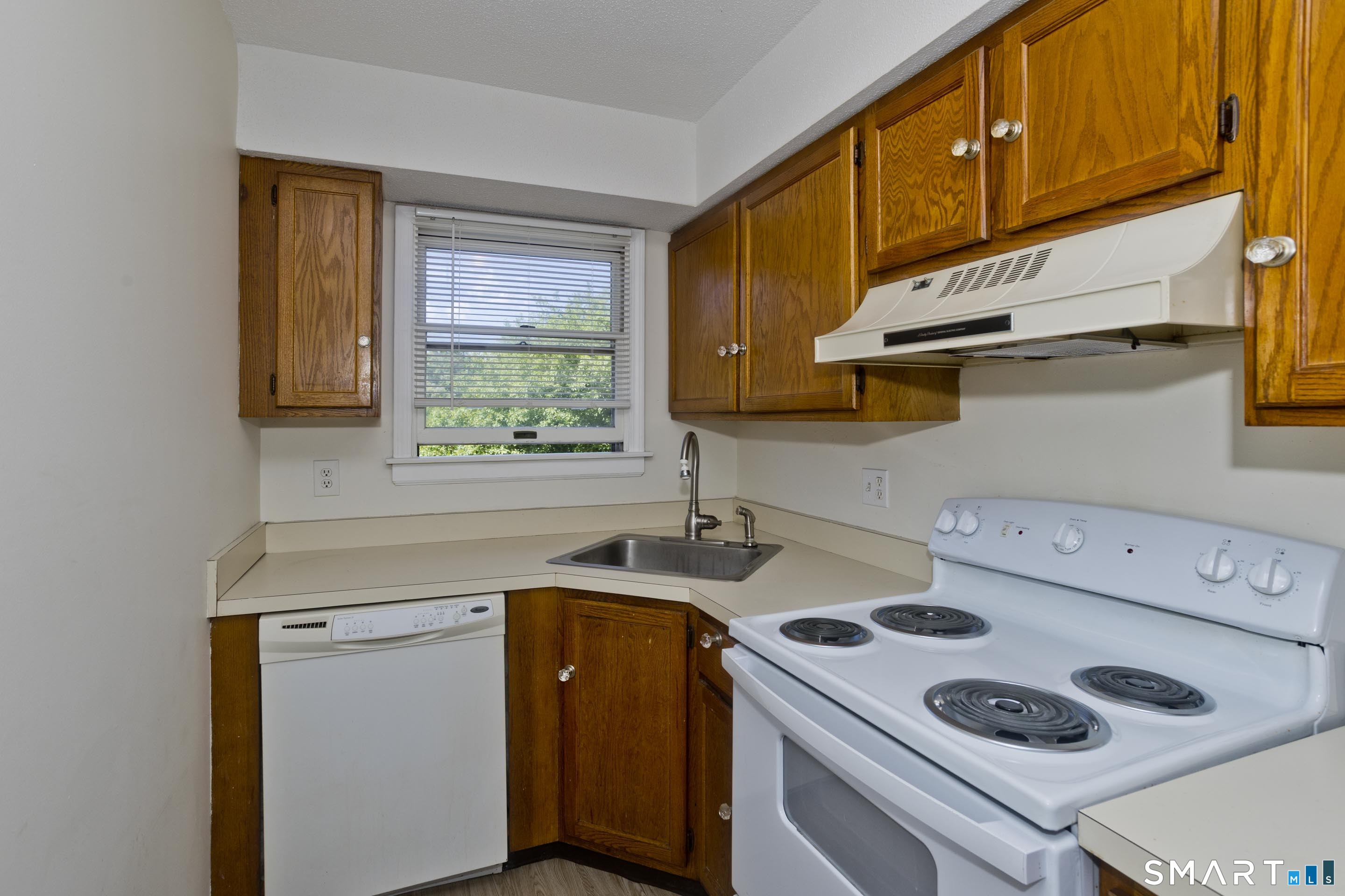 4 Concorde Way, Unit B5 Windsor Locks, CT 06096 - Photo 10 of 23