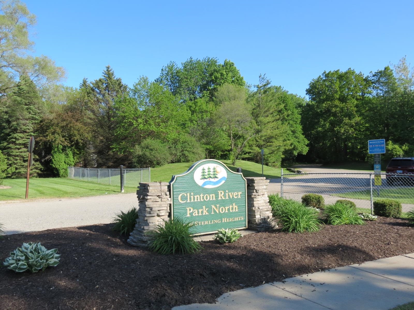 11038 Clinton River Road Sterling Heights, MI 48314 - Photo 43 of 46 N Clinton River Park