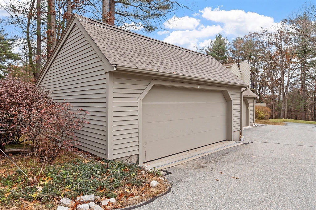 28 Monadnock Drive, Unit 28 Westford, MA 01886 - Photo 28 of 31 a front view of house