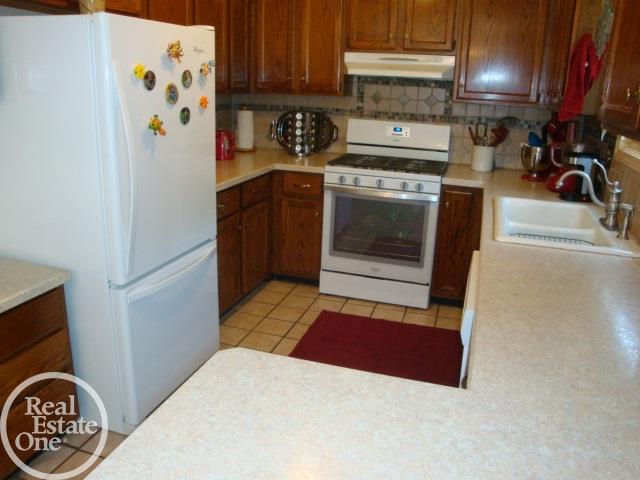 2920 Church Road Columbus, MI 48063 - Photo 12 of 48