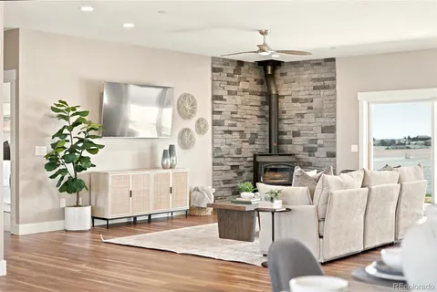 $875,000 | 38330 East 147th Place, Keenesburg, CO 80643