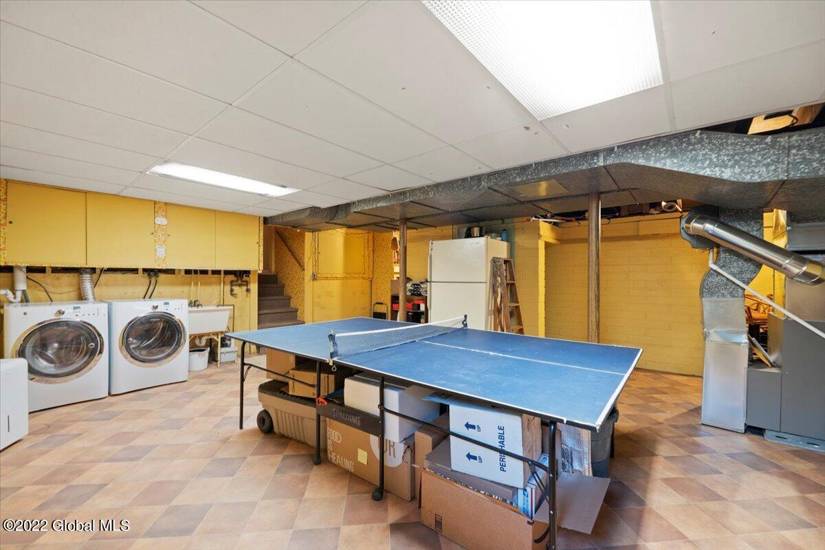 1324 Rowe Road Niskayuna, NY 12309 - Photo 40 of 62 13-JUN01049