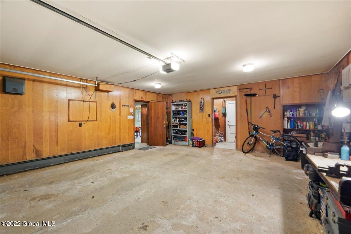 1324 Rowe Road Niskayuna, NY 12309 - Photo 43 of 62 11-JUN01043