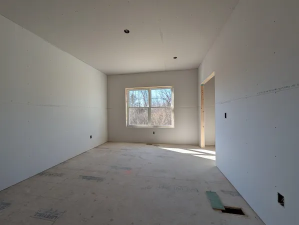 $859,900 | 131 Merrimack Street, Hooksett, NH 03106