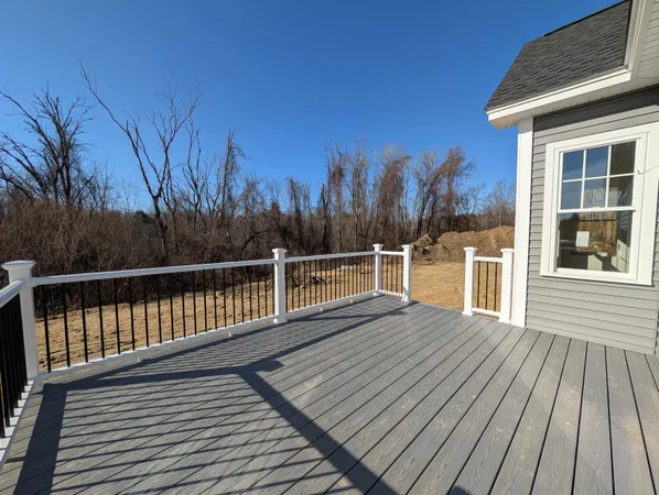 $859,900 | 131 Merrimack Street, Hooksett, NH 03106
