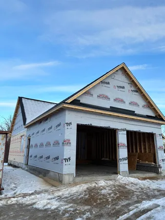 $879,900 | 131 Merrimack Street, Hooksett, NH 03106