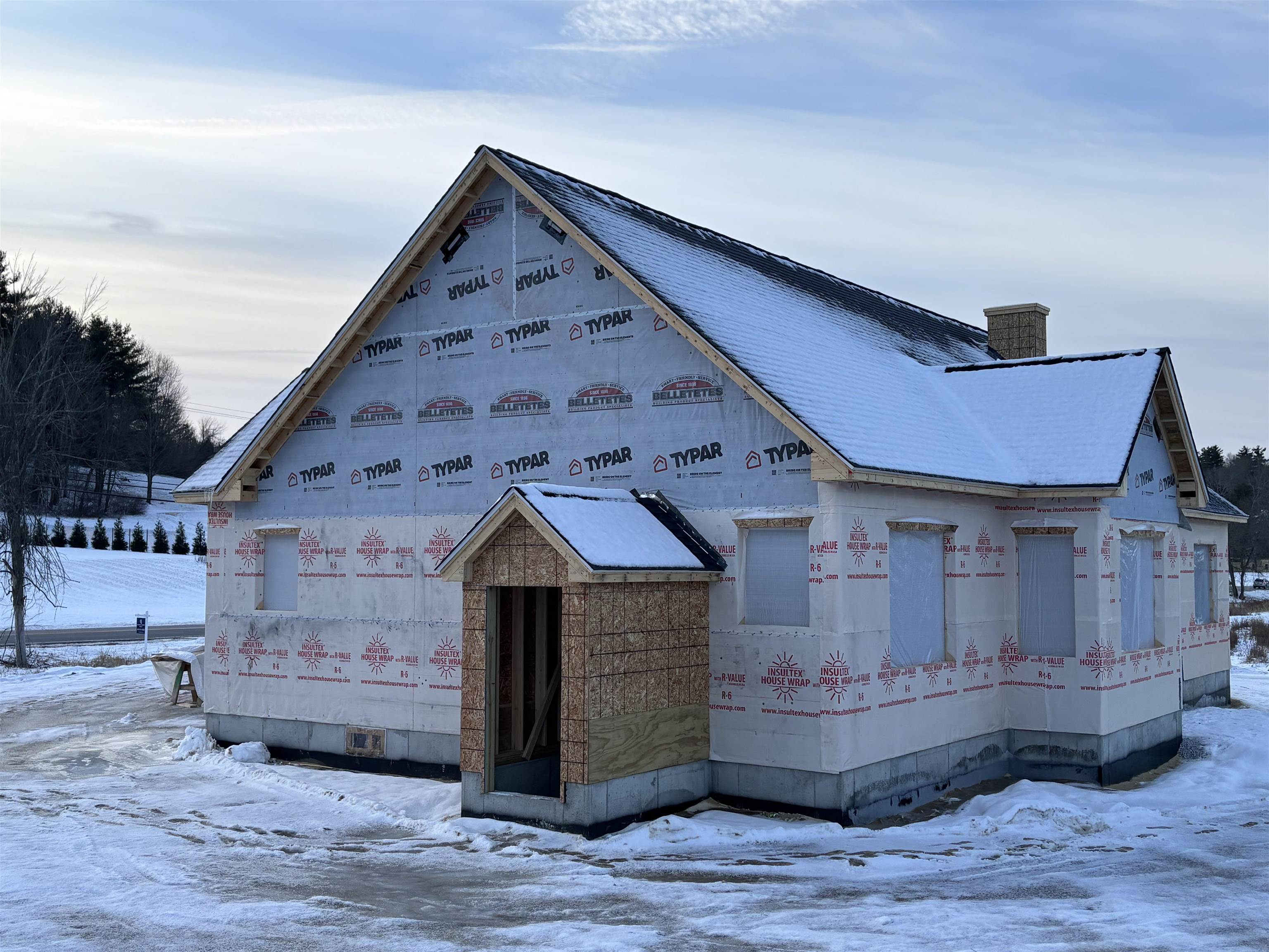 131 Merrimack Street Hooksett, NH 03106 - Photo 8 of 12