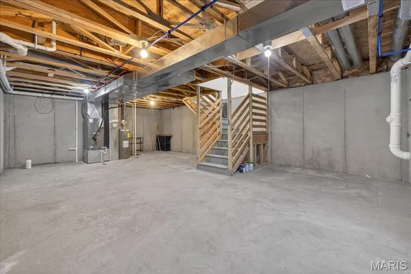 $244,500 | 463 Wild Oak Drive, O'Fallon, MO 63368