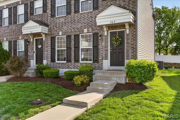 $244,500 | 463 Wild Oak Drive, O'Fallon, MO 63368