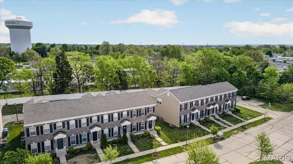 $244,500 | 463 Wild Oak Drive, O'Fallon, MO 63368