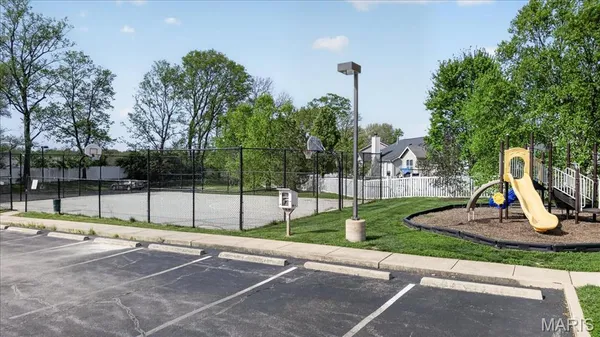 $244,500 | 463 Wild Oak Drive, O'Fallon, MO 63368