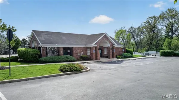 $244,500 | 463 Wild Oak Drive, O'Fallon, MO 63368