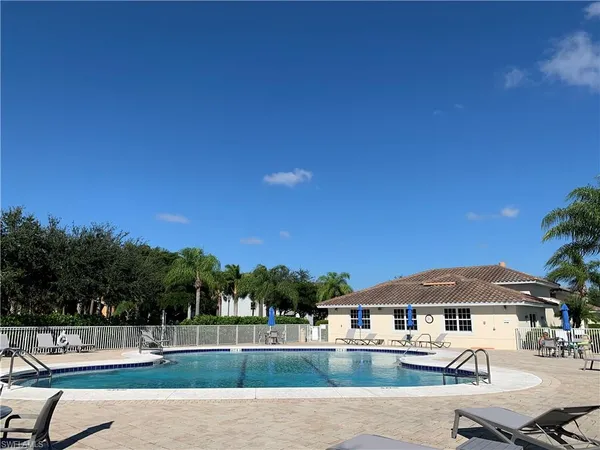 $1,500 | 2909 Tuscan Drive, Unit 202, Cape Coral, FL 33909