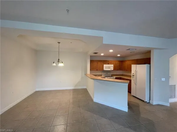 $1,500 | 2909 Tuscan Drive, Unit 202, Cape Coral, FL 33909