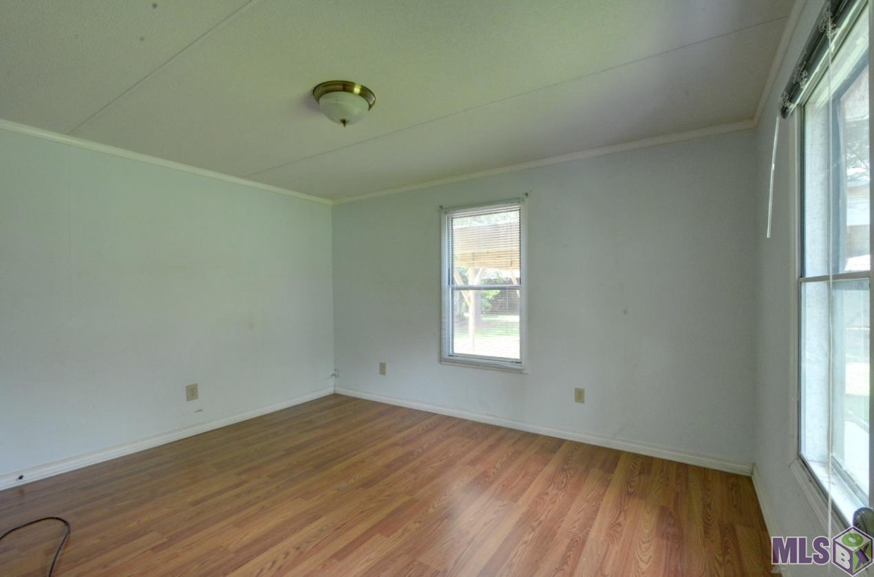 33075 John Barber Road Holden, LA 70744 - Photo 8 of 22 Gallery Image 8