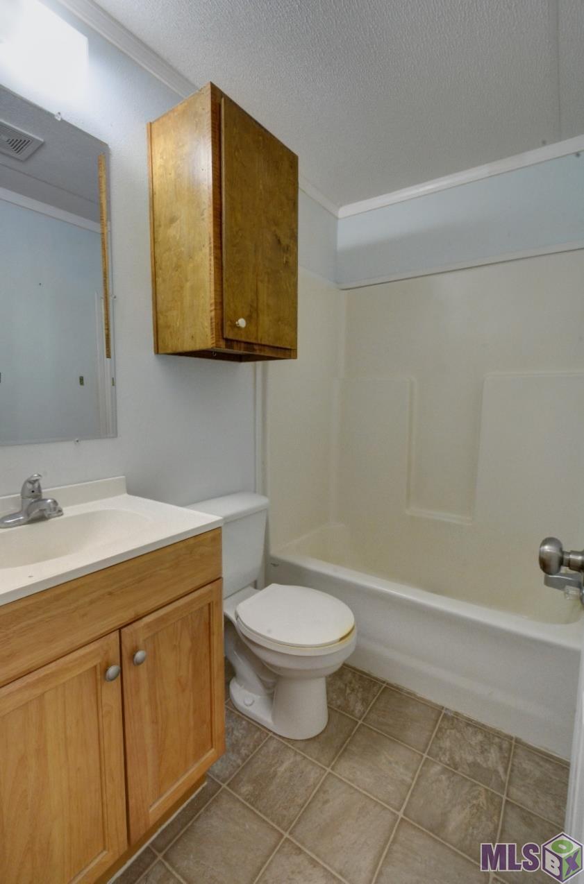 33075 John Barber Road Holden, LA 70744 - Photo 9 of 22 Gallery Image 9