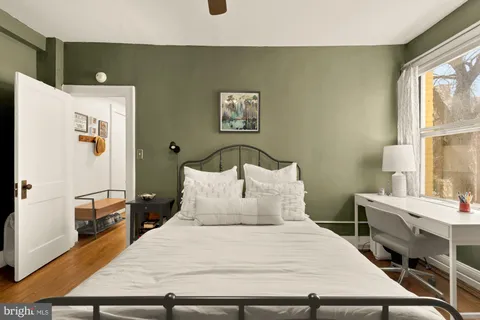 $315,000 | 1820 Clydesdale Place Northwest, Unit 205, Washington, DC 20009